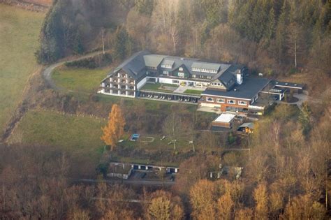 Schmallenberg Aus Der Vogelperspektive Geb Udekomplex Der Hotelanlage