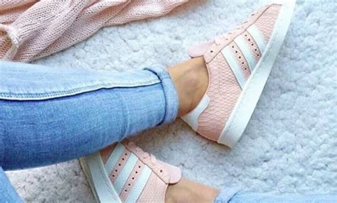 Looks Con Zapatillas Para Cuando No Quieres Ponerte Tacones