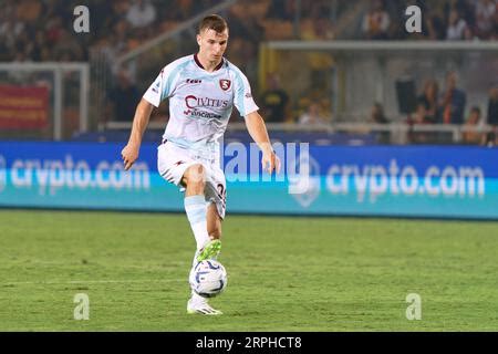 Mateusz Legowski De L Us Salernitana Lors Du Match De Coppa Italia