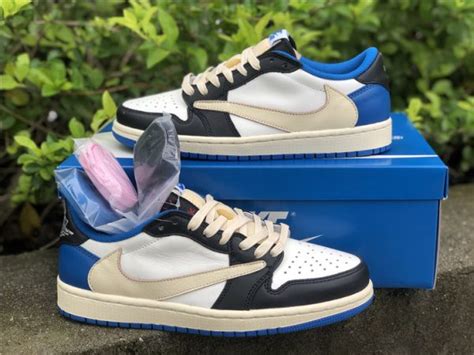 Travis Scott Fragment Air Jordan Low Dm