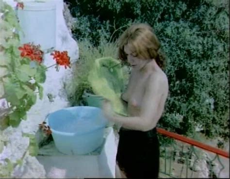 Naked Eleni Dakoronia In Erotikes Stigmes