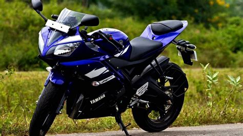 Yamaha YZF-R15 HD Wallpapers and Backgrounds