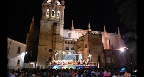 Coria Suena A Gloria Con El Festival De Guitarra PlanVE