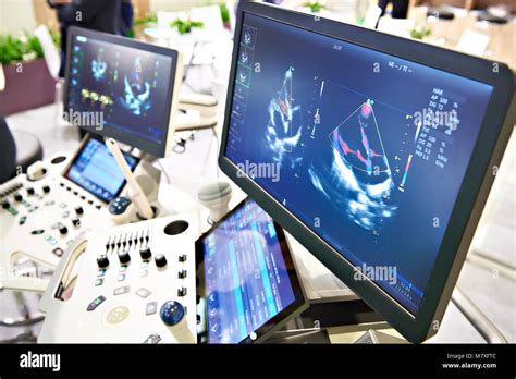 Ultrasound Examination Hi Res Stock Photography And Images Alamy