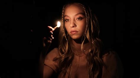 Sydney Sweeney Is Unrecognizable In Her New Movie About Boxer Christy