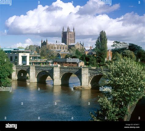 The Wye Bridge and Hereford Cathedral, Hereford England Stock Photo - Alamy