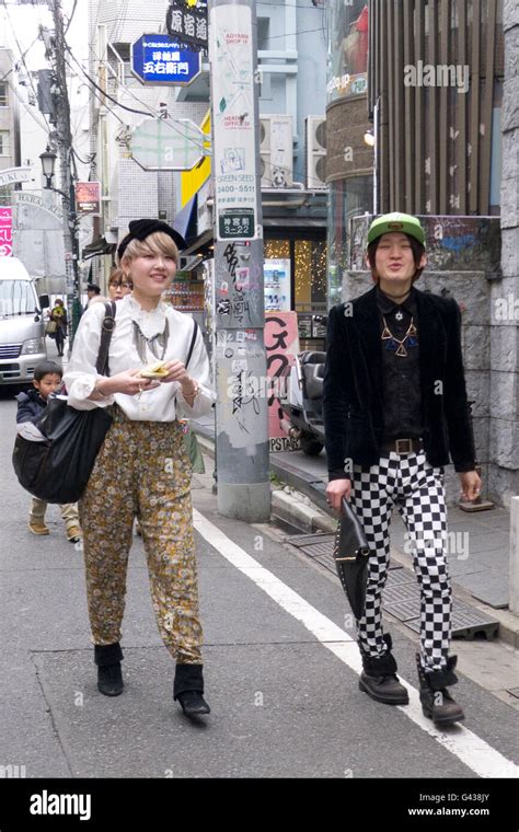 Young People In Tokyo Japan Credit © Fabio Mazzarellasintesialamy