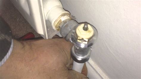 How To Repair Stucked Radiator Valve Thermostatic Youtube