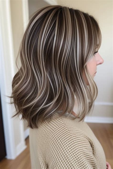 32 Stunning Old Money Brunette Hair Ideas That Exude Elegance And Class Glamour Corner