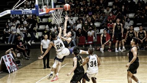 Pelita Harapan Dan Esa Unggul Juara Turnamen Basket Puan Maharani