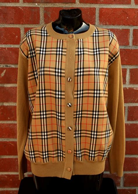 S Vintage Medium Plaid Burberry Sweater