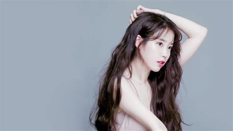 Iu 李知恩 李智恩 Cr：李知恩iu爱荔枝 堆糖，美图壁纸兴趣社区