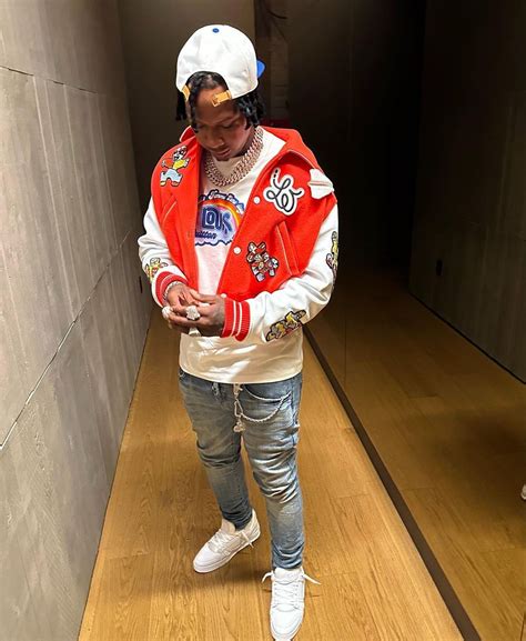 Moneybagg Yo Outfit From March Whats On The Star