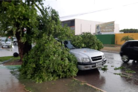 Temporal Granizo Atinge Sorriso Provoca Alagamentos E Assusta