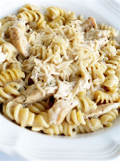 Instant Pot Creamy Garlic Chicken Pasta Recipe Rotini Pasta Recipes