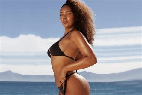 Hot Sexy Andrea Marie Bikini Pics