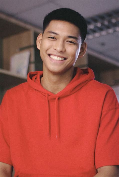 Ricci Rivero Wallpaper Iphone Cute Paolo Hot Guys Athletic Jacket