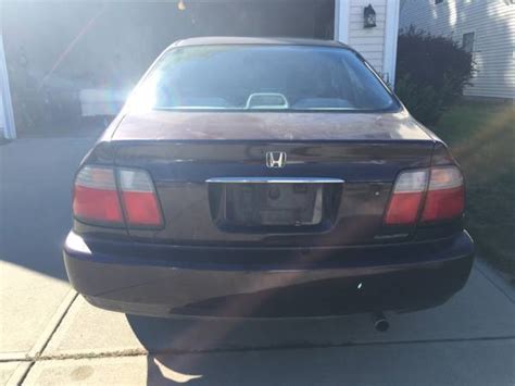 1997 Honda Accord Special Edition Purple 4 Door Sedan FWD 4 Cylinder