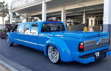 F 350 Dually Limo Does Donuts Like Its Nobodys Business Ford