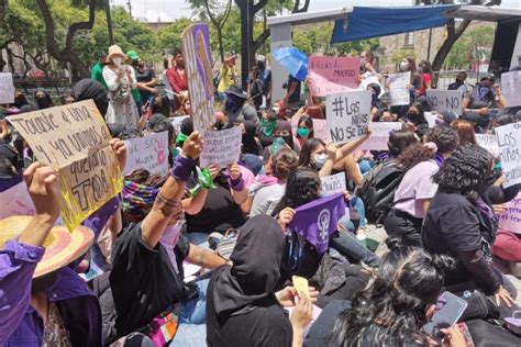 Mujeres Protestan Contra La Violencia De Género En Jalisco