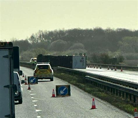 Lorry Driver Hospitalised After M62 Crash As Road Remains Closed Hull