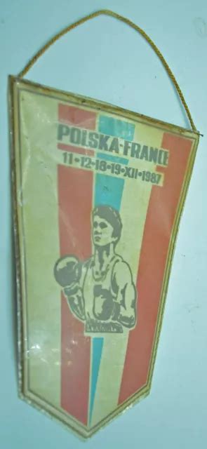 ANCIEN FANION ÉCUSSON de collection BOXE POLOGNE FRANCE 87 Aix les