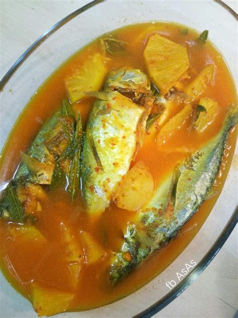 MaKaN JiKa SeDaP Resepi Asam Rebus Ikan Nenas