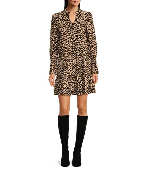 Jude Connally Tammi Lux Leopard Stretch Jude Cloth Knit Split V Neck