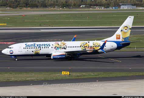 TC SOH SunExpress Boeing 737 8HC WL Photo By Kevin Cleynhens ID