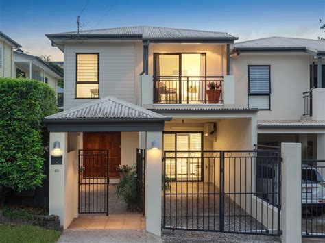 60 Greenlaw Street Indooroopilly Qld 4068 Property Details