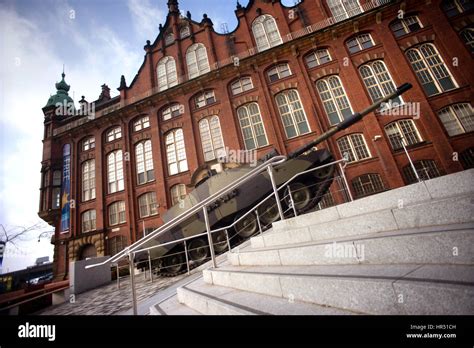 The Discovery Museum, Newcastle upon Tyne Stock Photo, Royalty Free ...