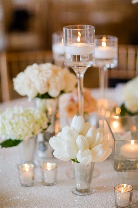 17 Centros De Mesa Para Bodas Con Velas Flotantes 2023