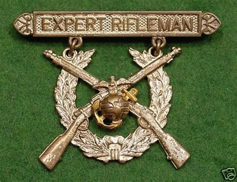 Us Ww2 Usmc Expert Rifleman Badge Silver With Ega 38673395