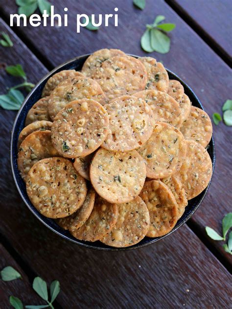 Methi Puri Recipe How To Make Methi Puri Methi Poori Methi Ki Puri