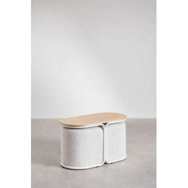 Table Basse Ovale En Bois Avec Poufs Utred Sklum