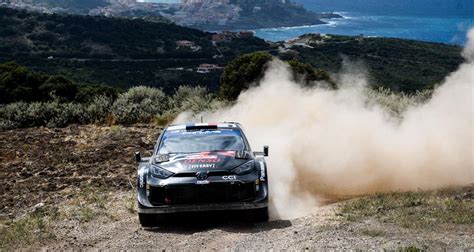 S Bastien Ogier File Vers La Victoire Au Rallye De Sardaigne Le