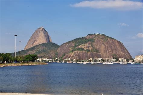 Premium Photo | Sugarloaf mountain, rio de janeiro, brazil