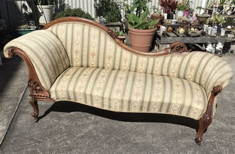 VICTORIAN CHAISE LOUNGE Islington Antiques And Interiors