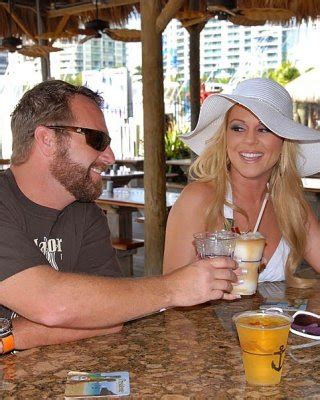 Mature Bikini Babes Porn Pics PICTOA