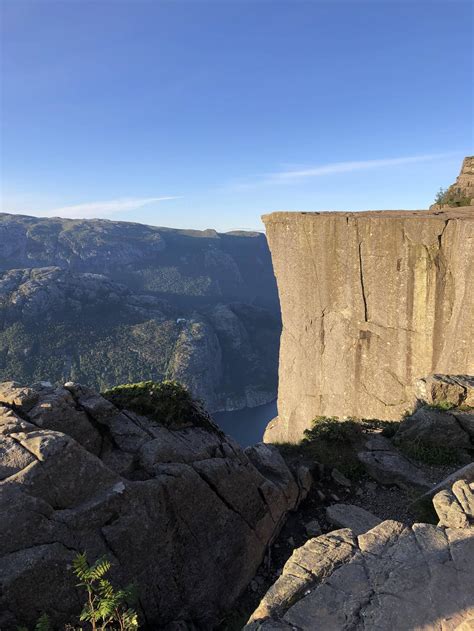 Sunrise at Preikestolen (Pulpit Rock) - Norway (Photo credit to u/Xx ...