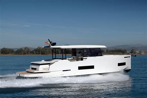 De Antonio Yachts D Coup Cruiser For Sale Yachtworld