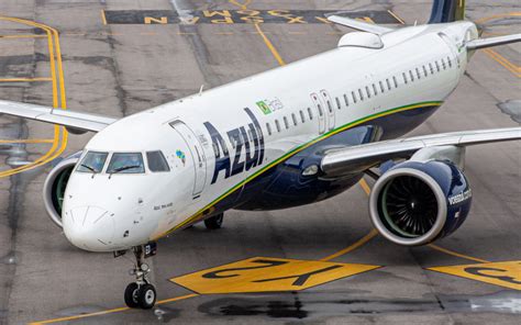 PS AED Azul Brazilian Airlines Embraer E195 E2 By Daniel Mena