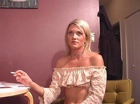 Desiree Really Loves Lebisan Sex Pink Visual