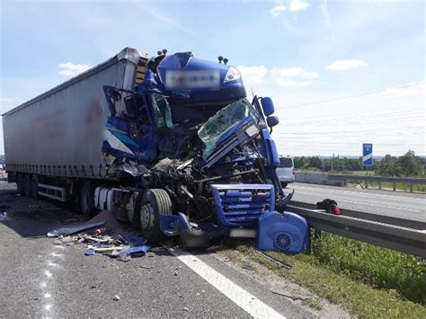 Poważny wypadek na autostradzie A4 w Gliwicach Zderzyły się 3