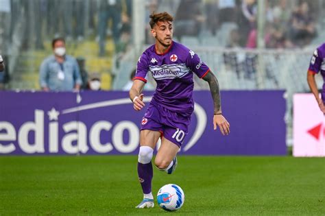 Fiorentina Castrovilli Lascia Il Numero 10 Ecco Il Suo Erede