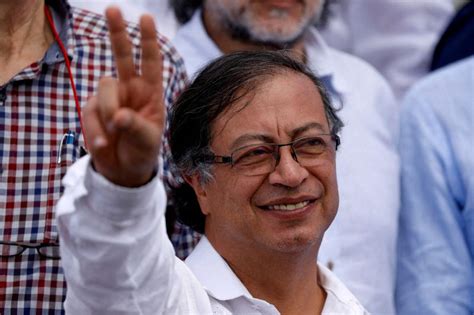 Gustavo Petro En El Top 5 De Los Presidentes Más Populares De América