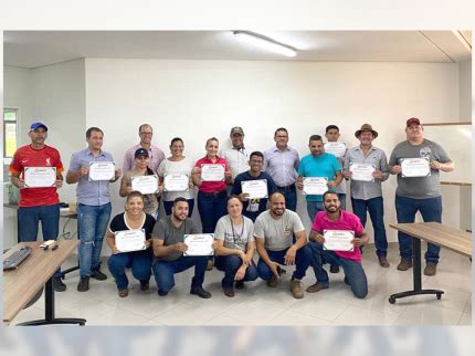 Nova Luzit Nia E Grupo Aralco Entregam Certificados A Participantes Do