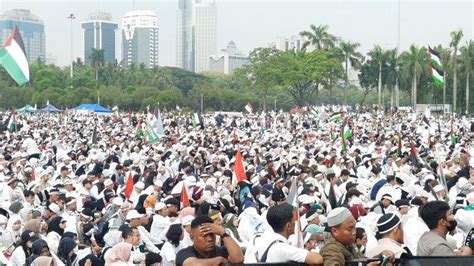 Aksi Solidaritas 2 Juta Warga Indonesia Di Monas Bikin Warga Gaza