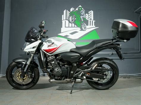 Купить б у Honda CB F Hornet инжектор передач в Москве белый naked bike года на Авто