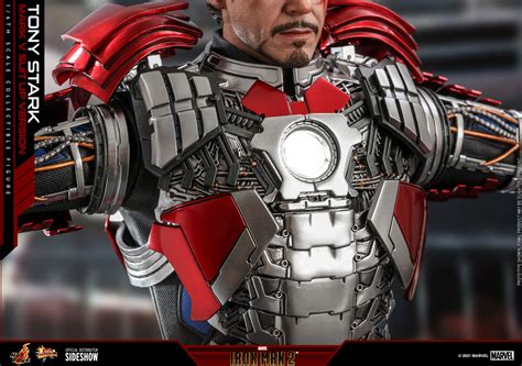 Tony Stark (Mark V Suit up Version) Sixth Scale Collectible Figure by ...